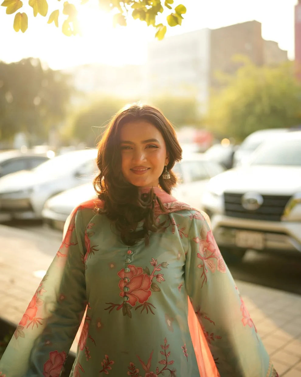 dress hira