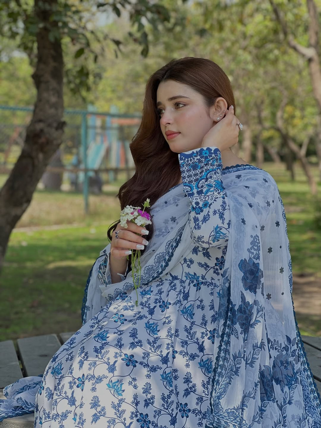 Faiza-2pc